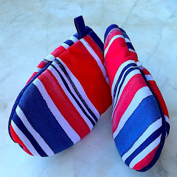 TOMMY BAHAMA MINI MITTS SET OF 2 RED WHITE BLUE STRIPES - Picture 3 of 5